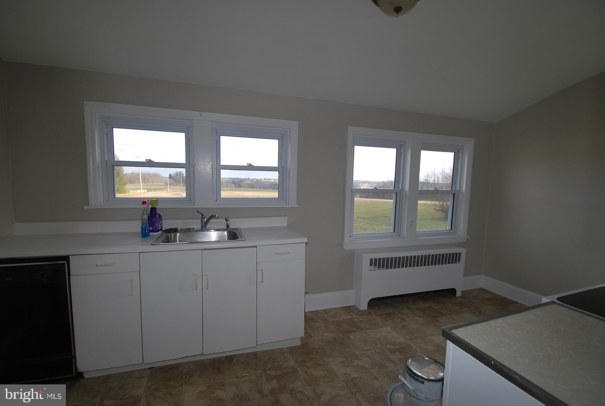 592 Blake Road Elkton, MD 21921 - Photo 4 of 18 Kitchen