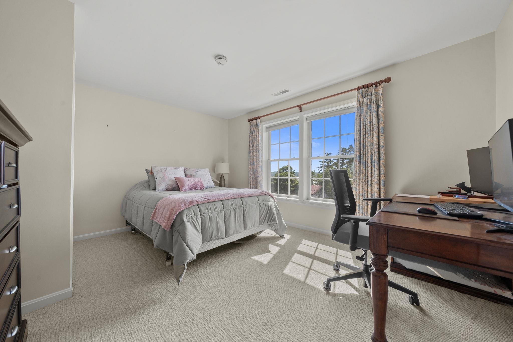 28 Shane Way, Unit 2 Laconia, NH 03246 - Photo 24 of 40