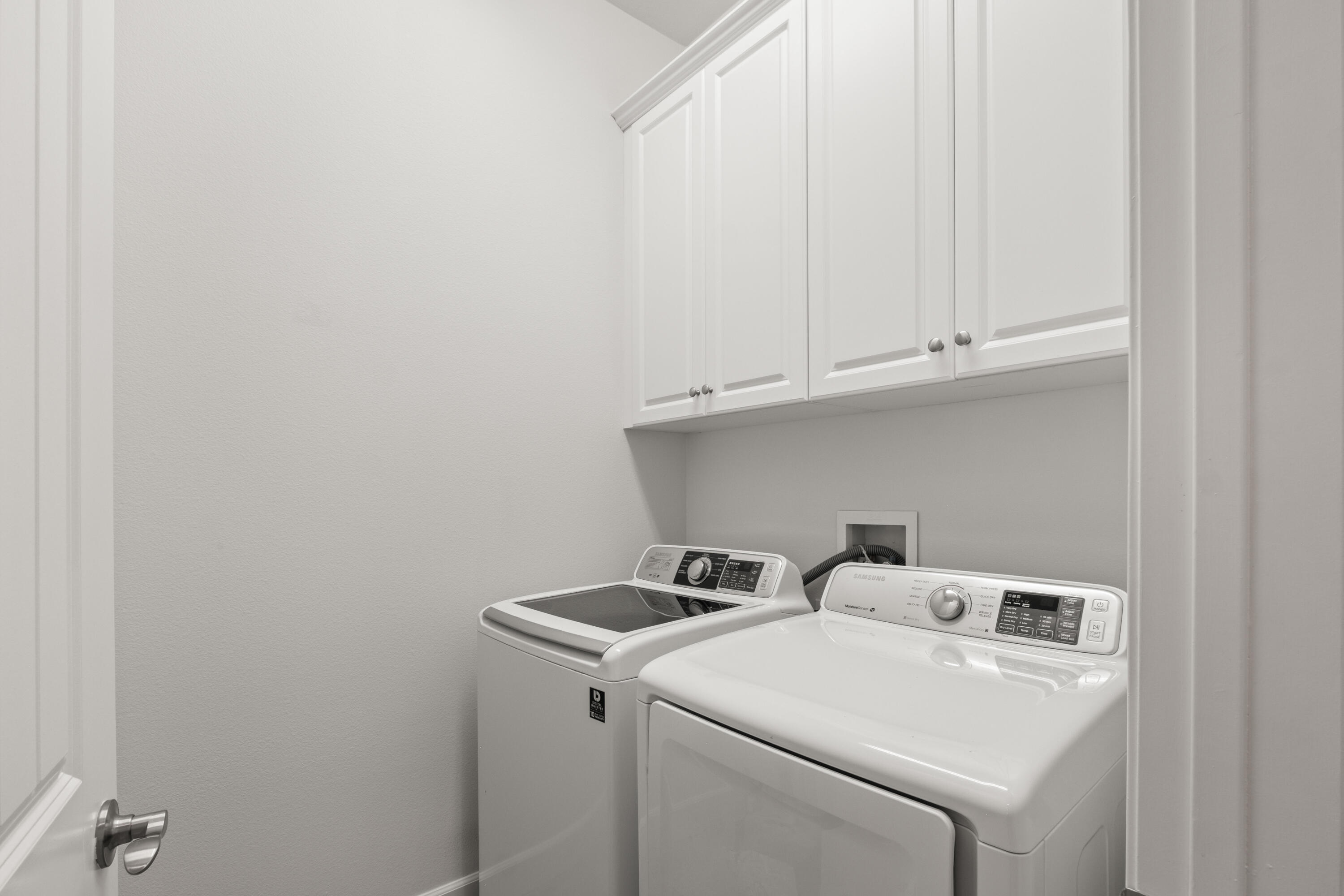 81360 Corte Compras Indio, CA 92203 - Photo 22 of 24 a utility room with dryer and washer