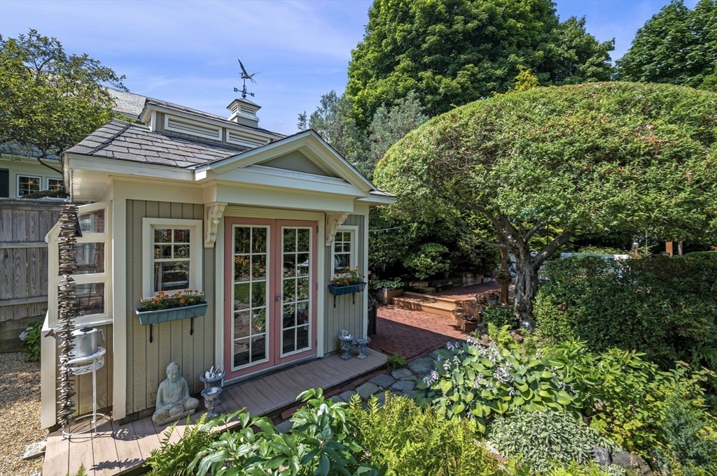 21 Savoy Road Salem, MA 01970 - Photo 6 of 41 Gallery Image 6