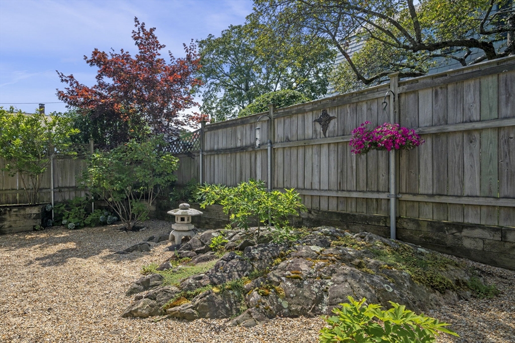 21 Savoy Road Salem, MA 01970 - Photo 9 of 41 Gallery Image 9