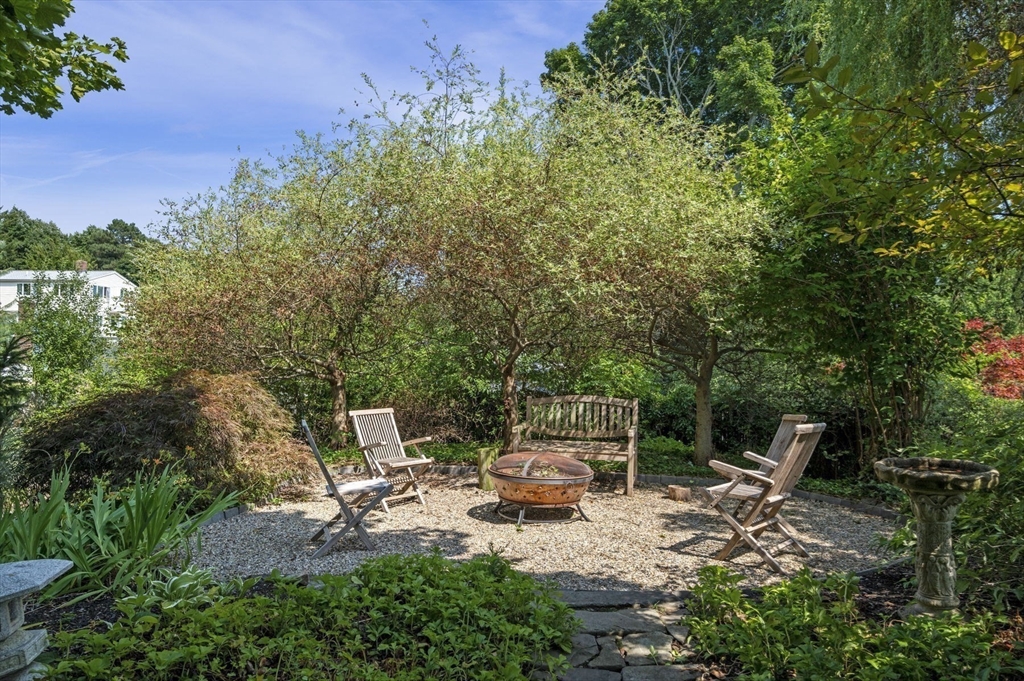 21 Savoy Road Salem, MA 01970 - Photo 10 of 41 Gallery Image 10