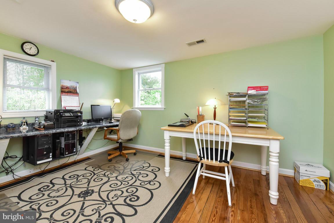 394 Hunters Road Washington, VA 22747 - Photo 19 of 30 Bedroom 4 or spacious home office