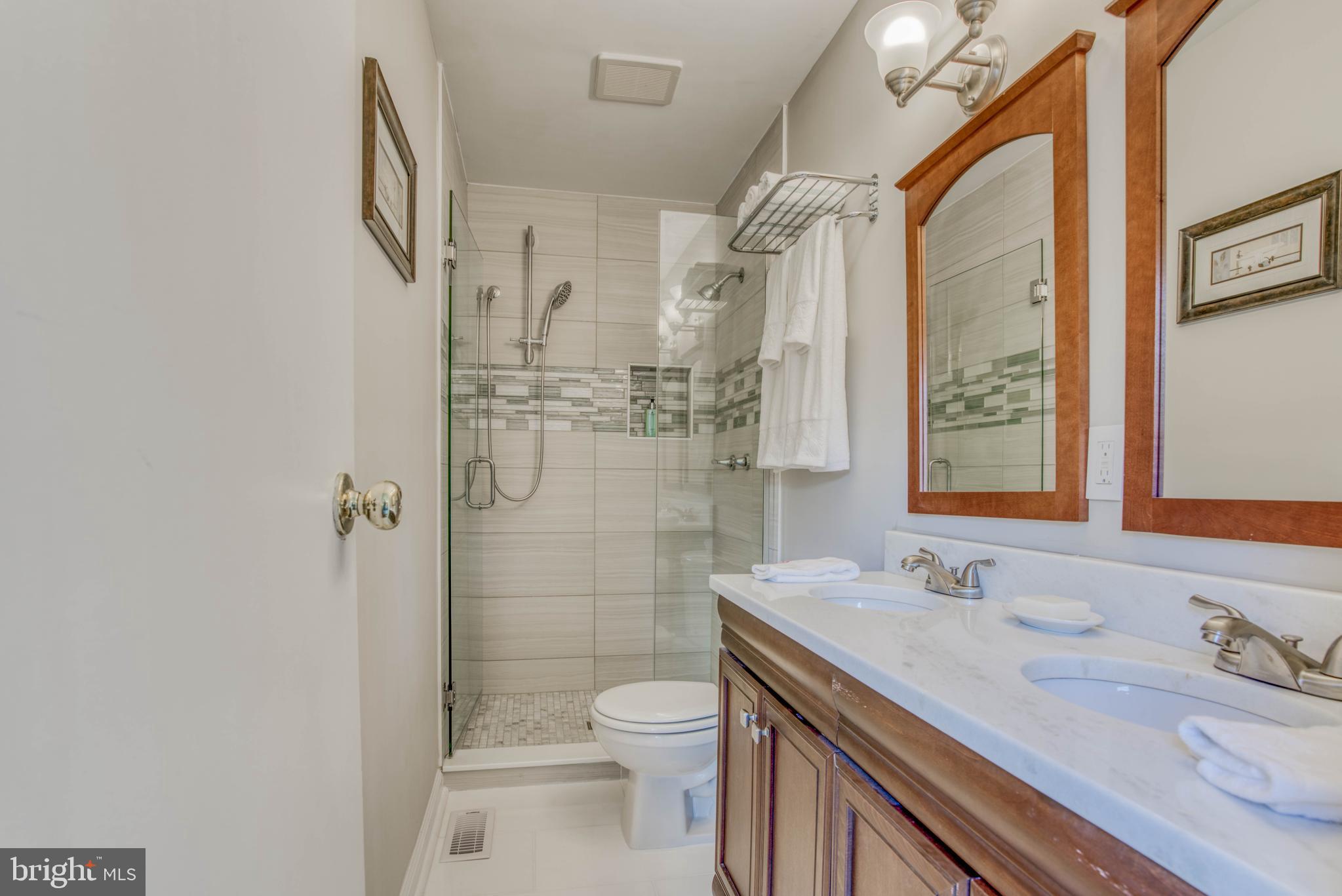 5015 Tartan Hill Road Perry Hall, MD 21128 - Photo 68 of 90 Master Bathroom