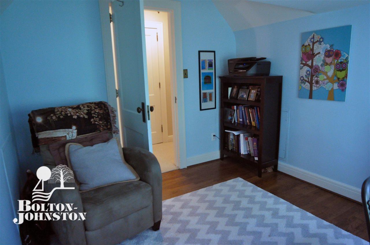 226 Moran Road Grosse Pointe, MI 48236 - Photo 55 of 72 50015266-54.JPG