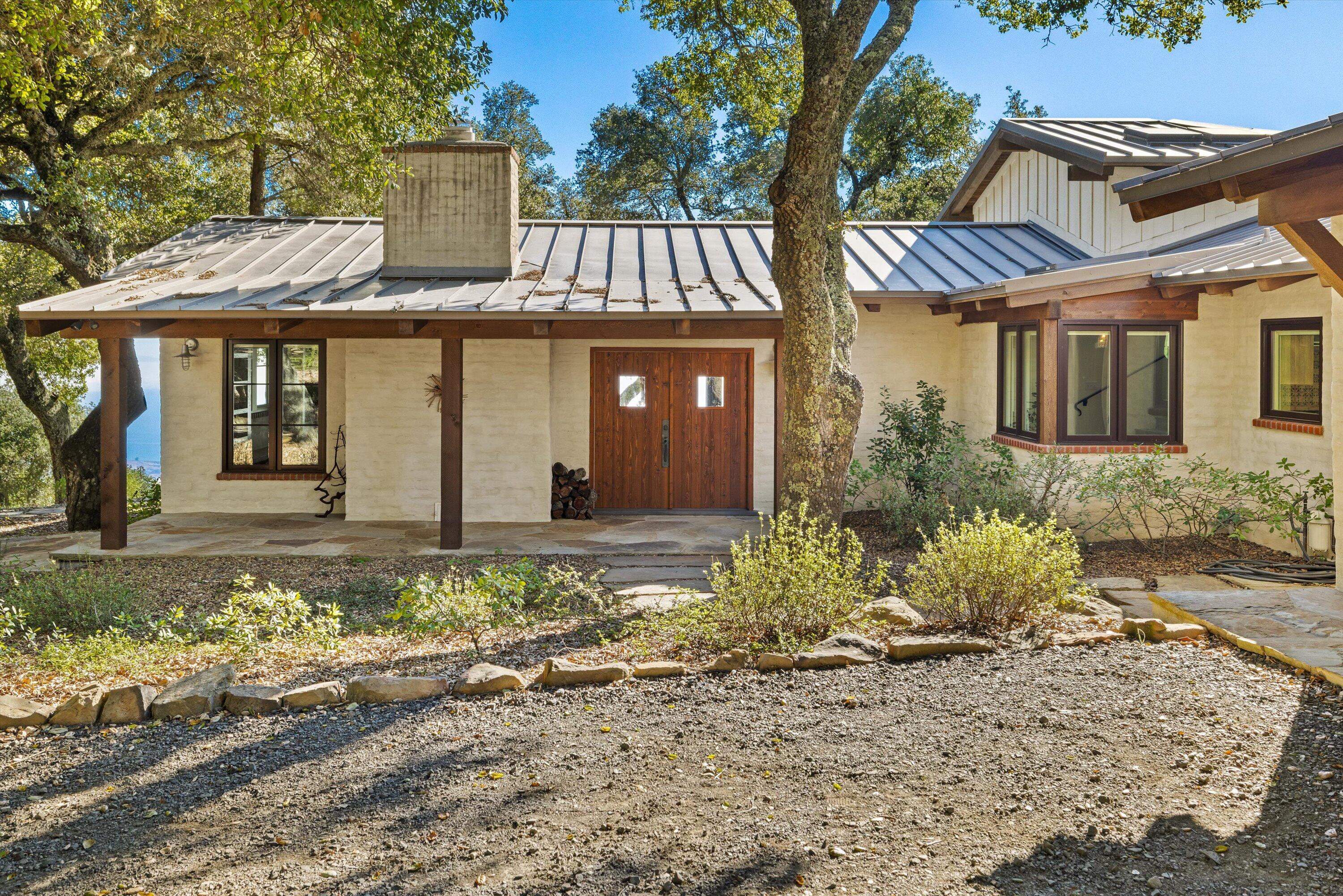 2381 Refugio Road Goleta, CA 93117 - Photo 9 of 48 12-7L5A5778