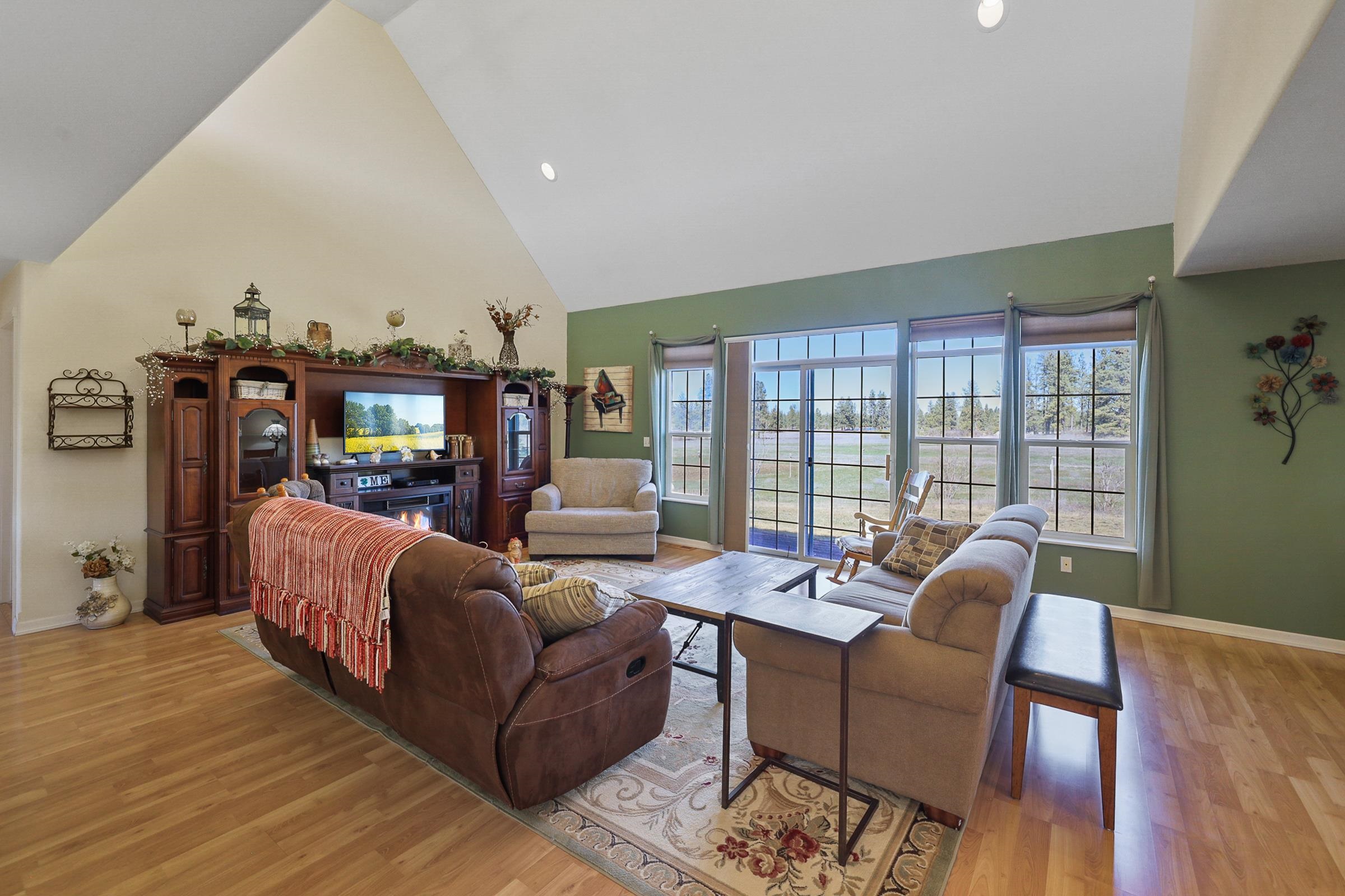 1210 West Paradise Road Spokane, WA 99224 - Photo 8 of 44