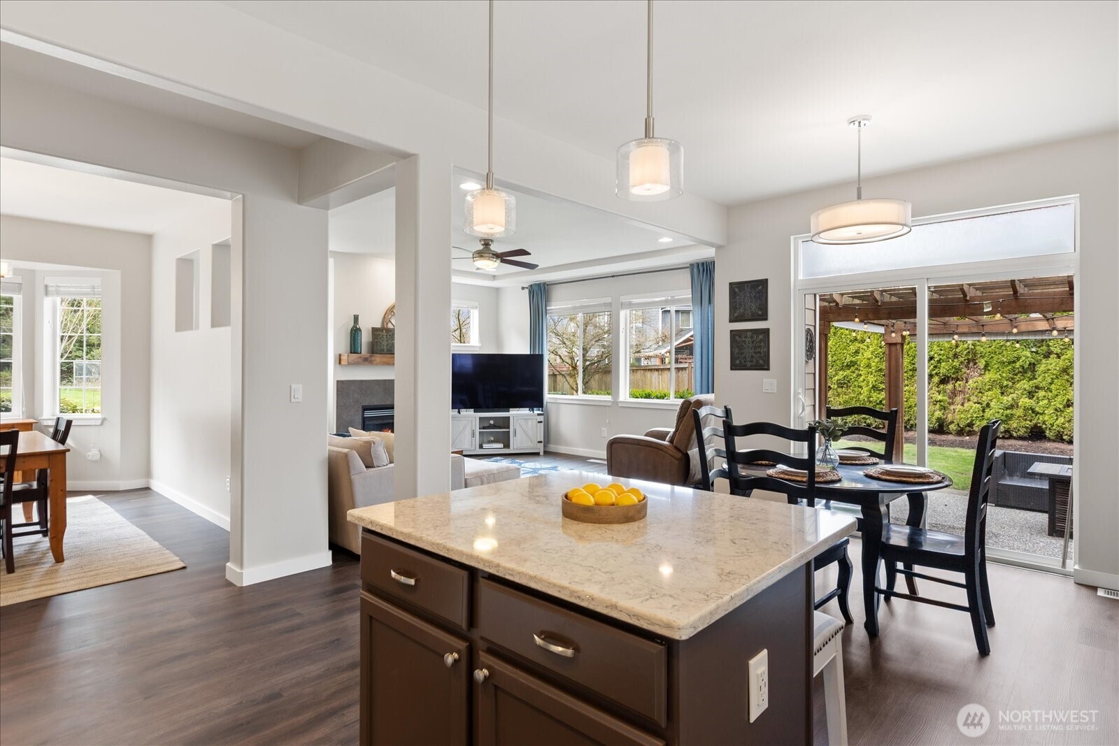 15326 Sunset Road Bothell, WA 98012 - Photo 10 of 40