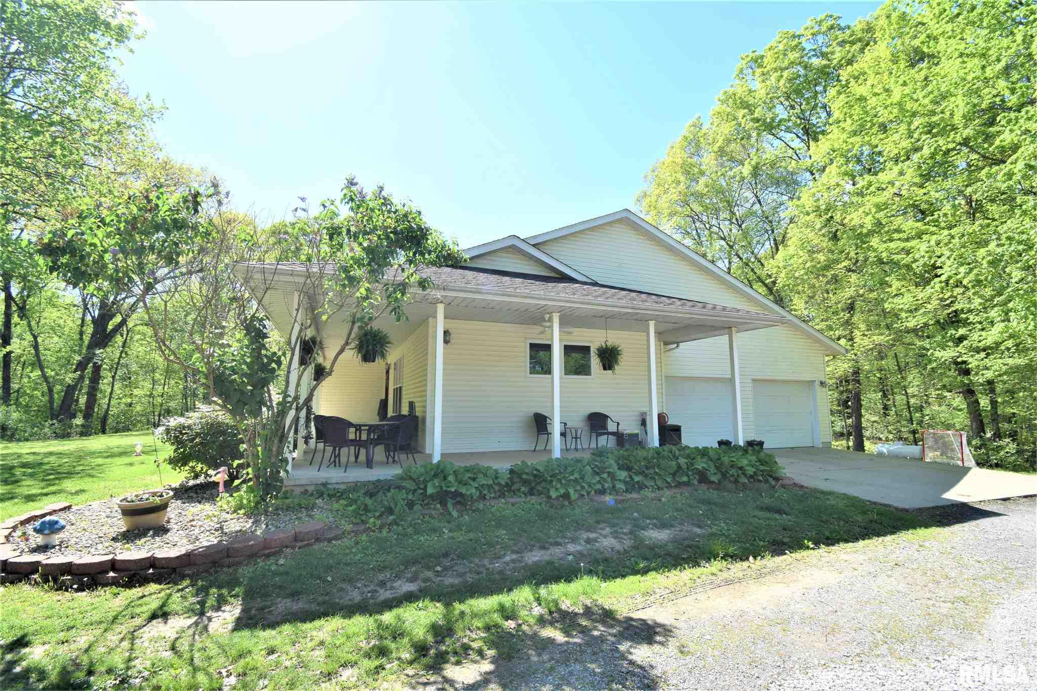 14486 East Tolle Road Mount Vernon, IL 62864 - Photo 12 of 48 Gallery Image 12