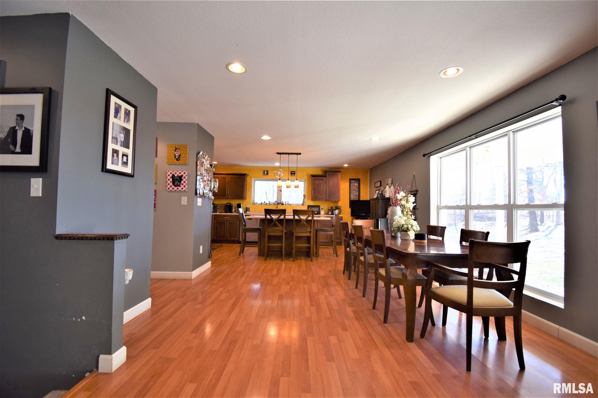 14486 East Tolle Road Mount Vernon, IL 62864 - Photo 14 of 48 Gallery Image 14