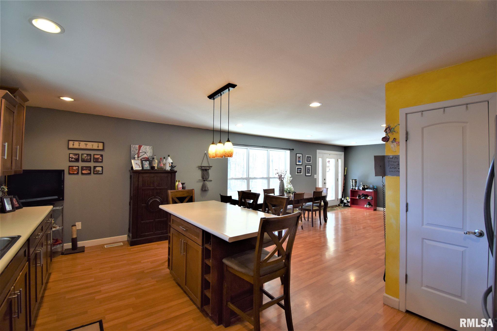 14486 East Tolle Road Mount Vernon, IL 62864 - Photo 18 of 48 Gallery Image 18