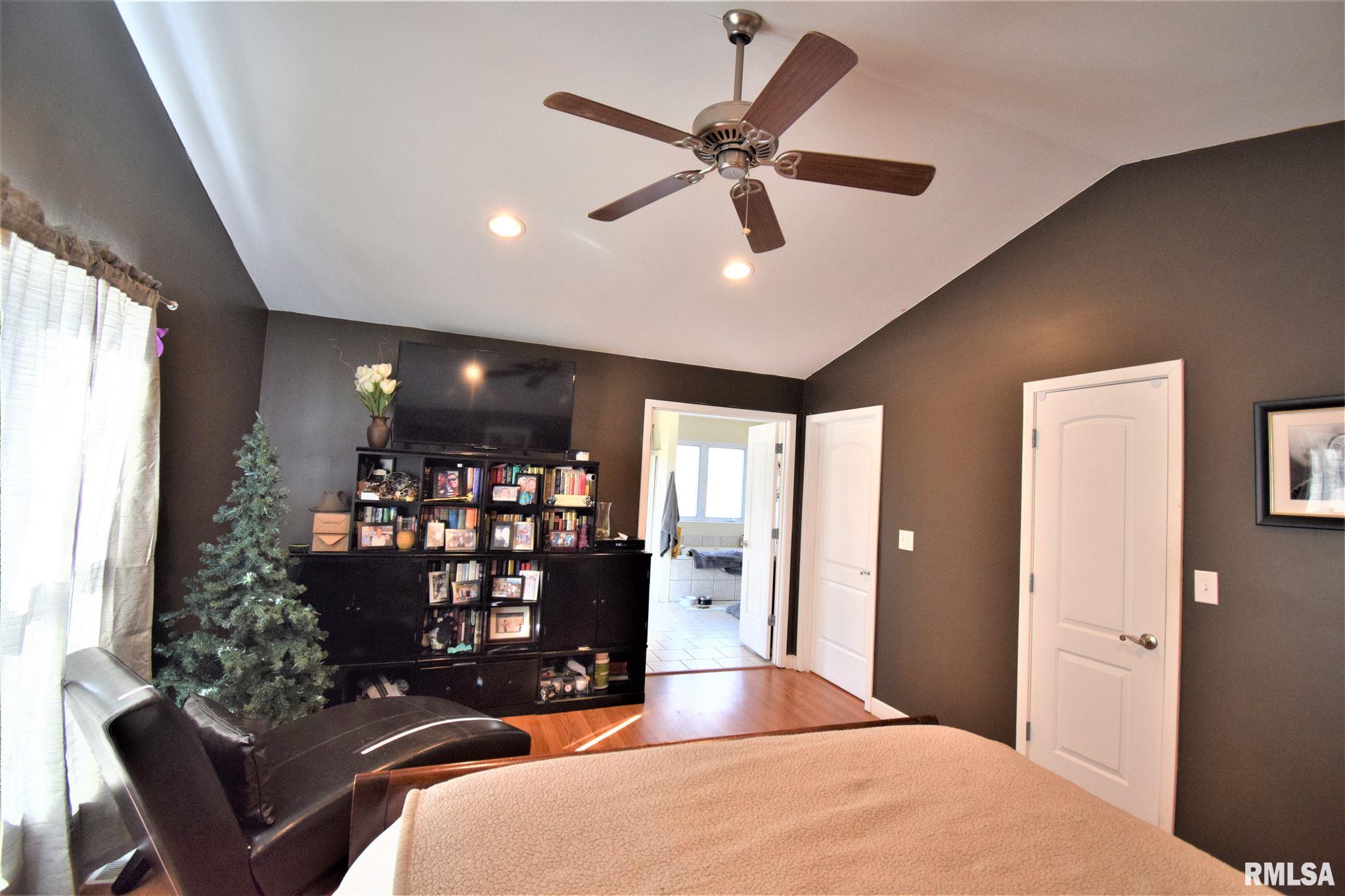 14486 East Tolle Road Mount Vernon, IL 62864 - Photo 27 of 48 Gallery Image 27