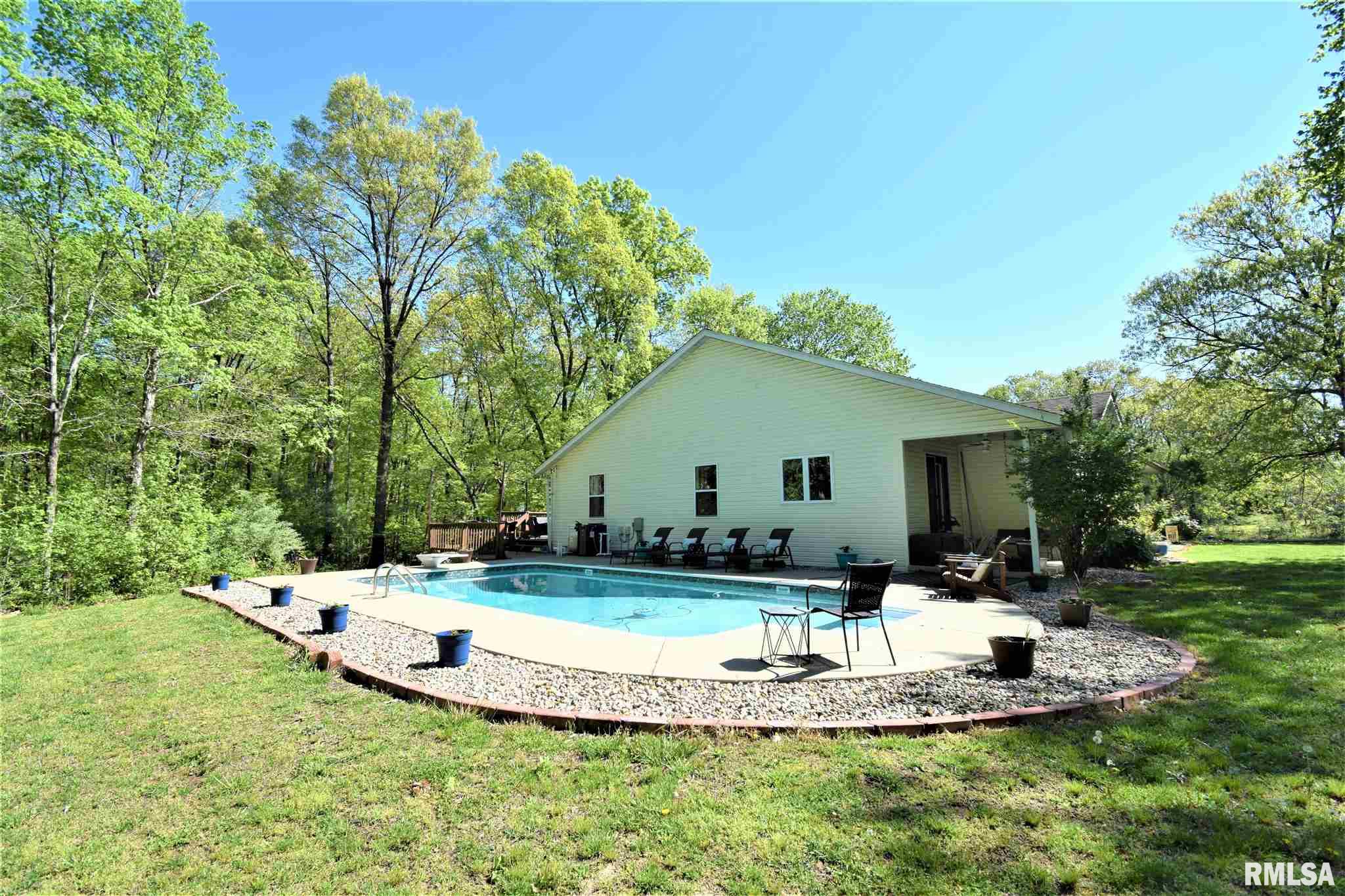 14486 East Tolle Road Mount Vernon, IL 62864 - Photo 4 of 48 Gallery Image 4
