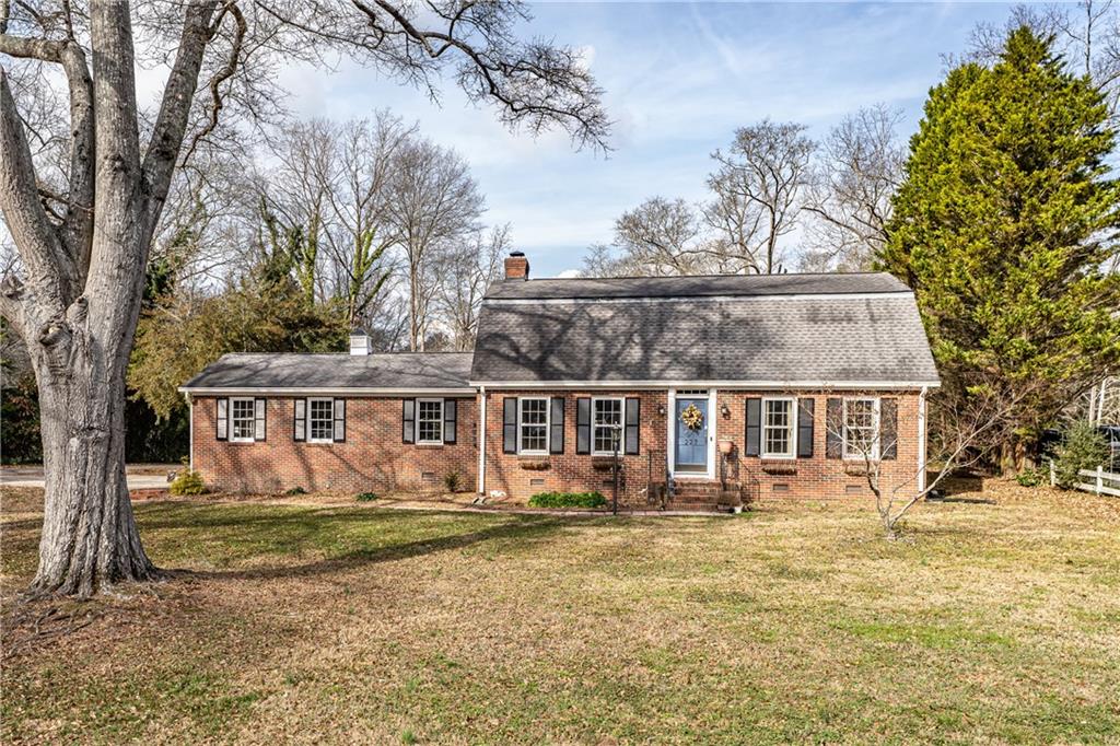 227 West Lakeshore Drive Rome, GA 30161 - Photo 1 of 32