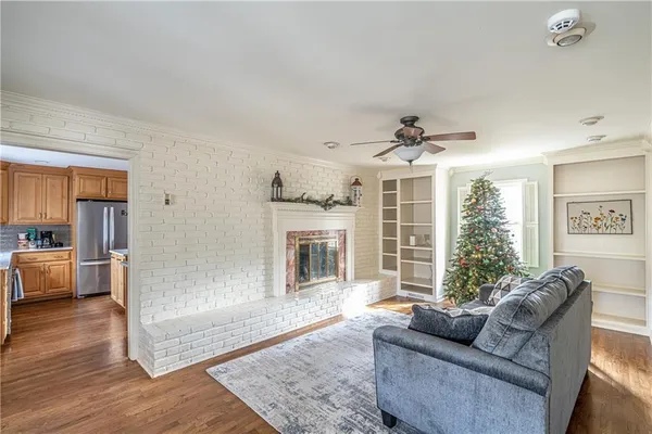 $429,000 | 227 West Lakeshore Drive, Rome, GA 30161