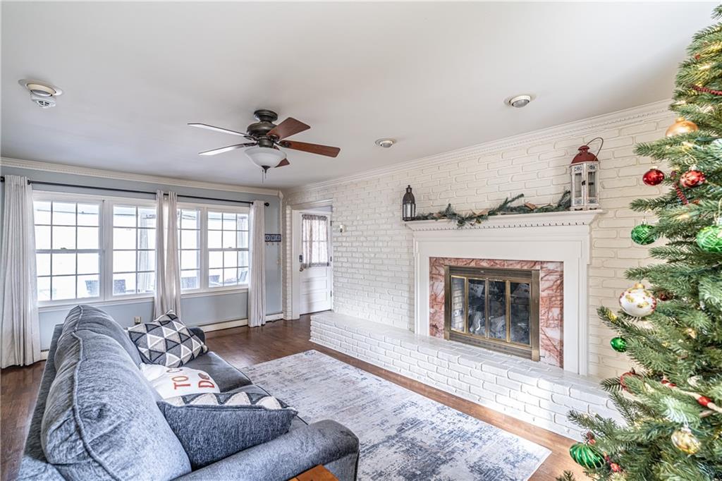 227 West Lakeshore Drive Rome, GA 30161 - Photo 2 of 32