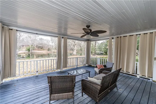 $429,000 | 227 West Lakeshore Drive, Rome, GA 30161