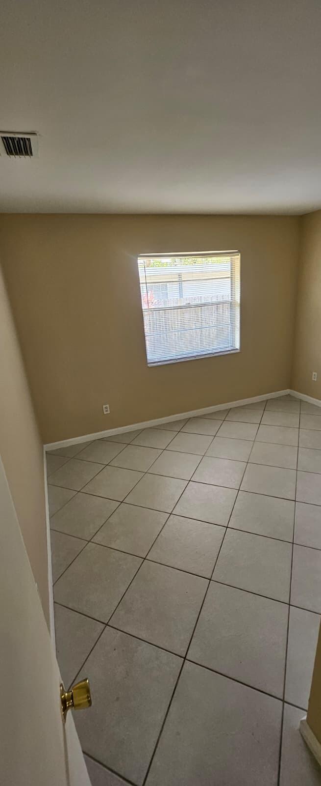 1202 Summer Street, Unit 3076 Palm Springs, FL 33461 - Photo 12 of 13 a view of room