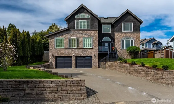 $835,000 | 2598 Lakeridge Drive, Ferndale, WA 98248