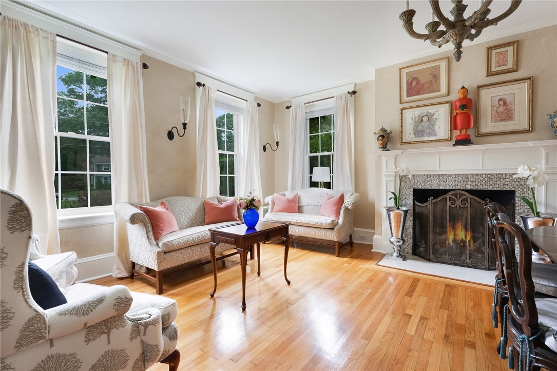 372 New Meadow Road Barrington, RI 02806 - Photo 12 of 41 Gallery Image 12