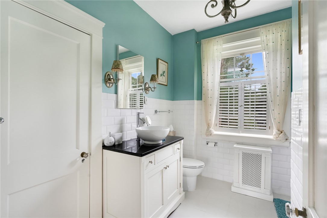 372 New Meadow Road Barrington, RI 02806 - Photo 29 of 41 Gallery Image 29
