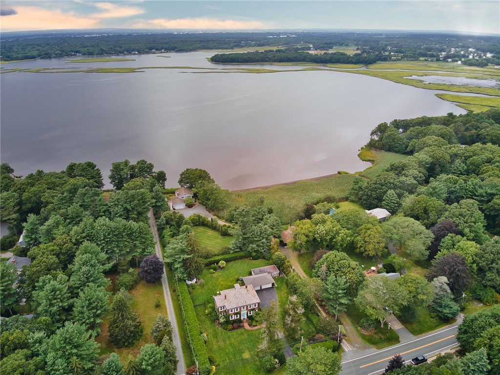 372 New Meadow Road Barrington, RI 02806 - Photo 40 of 41 Gallery Image 40