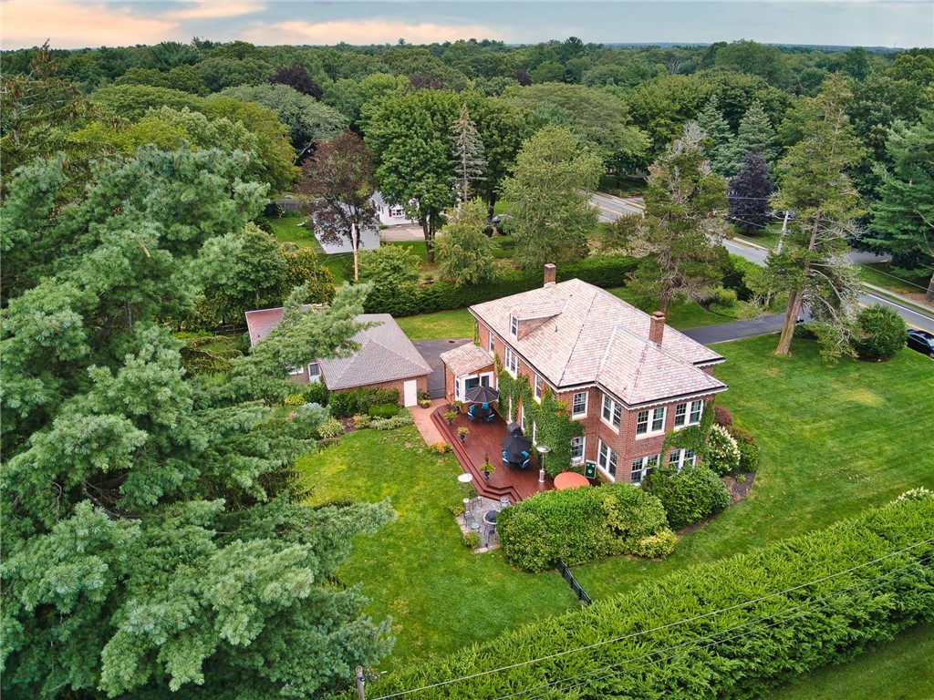 372 New Meadow Road Barrington, RI 02806 - Photo 4 of 41 Gallery Image 4