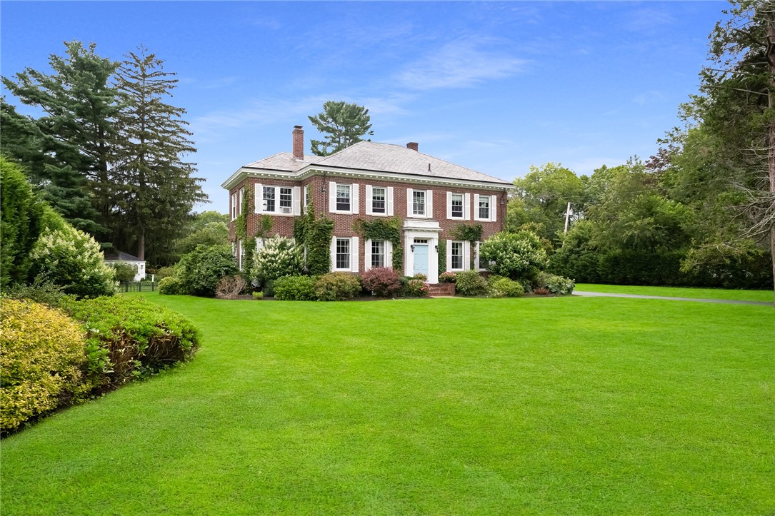 372 New Meadow Road Barrington, RI 02806 - Photo 5 of 41 Gallery Image 5