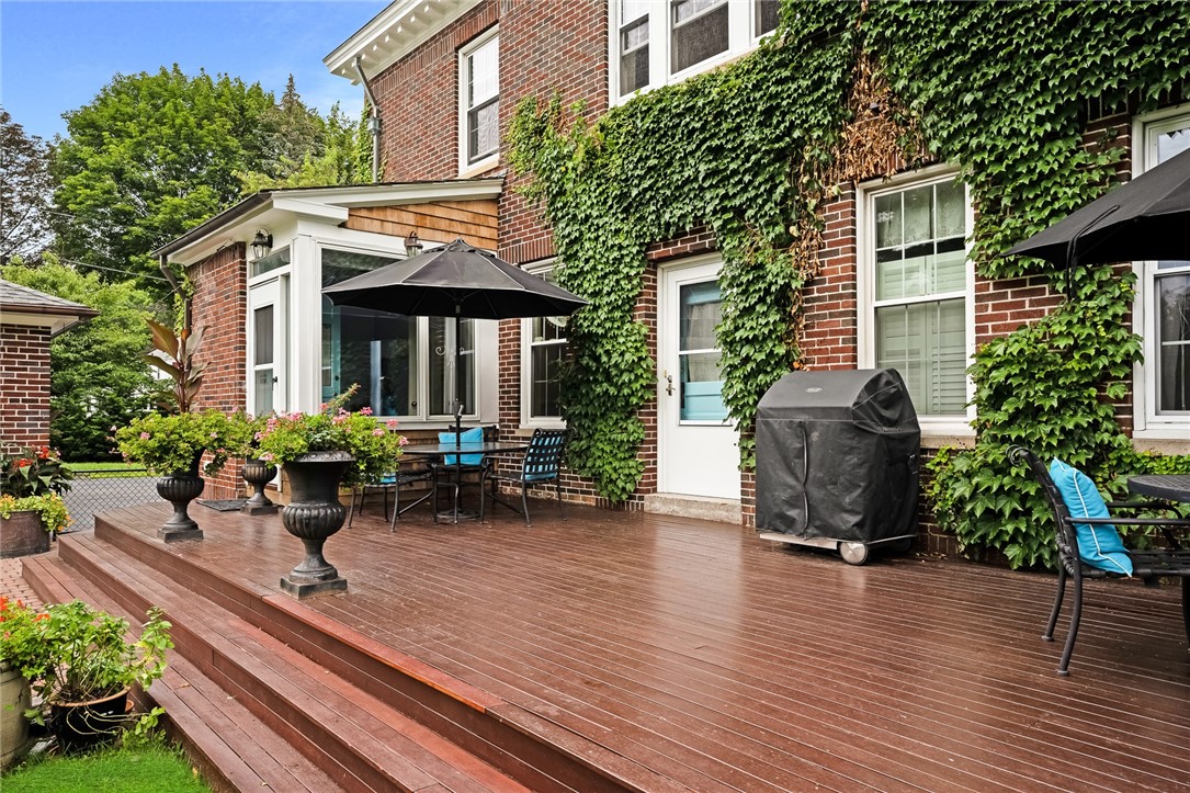 372 New Meadow Road Barrington, RI 02806 - Photo 7 of 41 Gallery Image 7