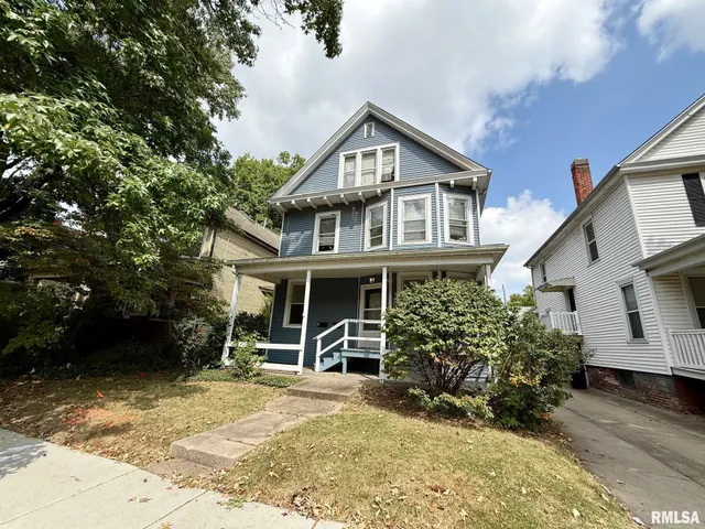 $179,900 | 1211 West Lawrence Avenue, Springfield, IL 62704