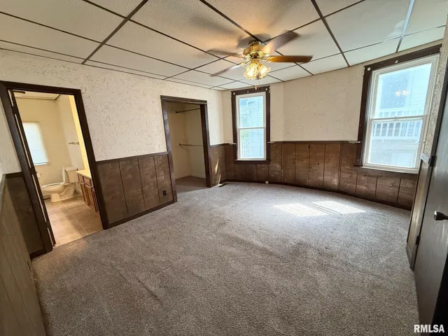 $179,900 | 1211 West Lawrence Avenue, Springfield, IL 62704