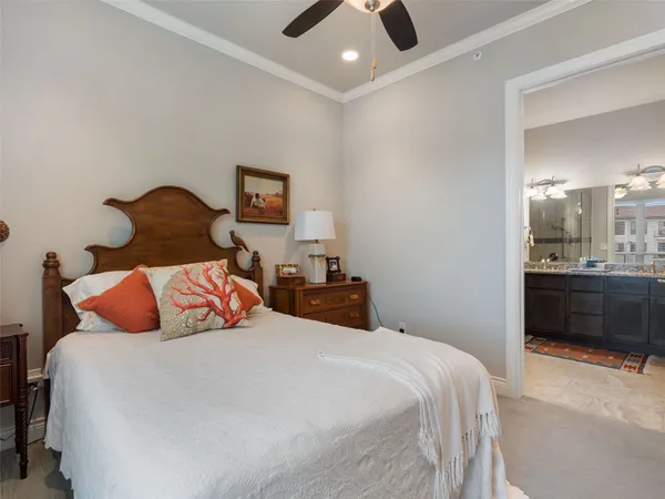 $327,500 | 106 Bella Toscana Avenue, Unit 3204, Lakeway, TX 78734