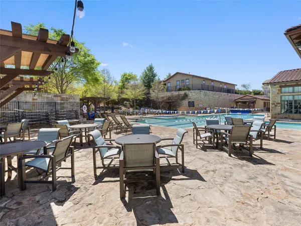 $327,500 | 106 Bella Toscana Avenue, Unit 3204, Lakeway, TX 78734
