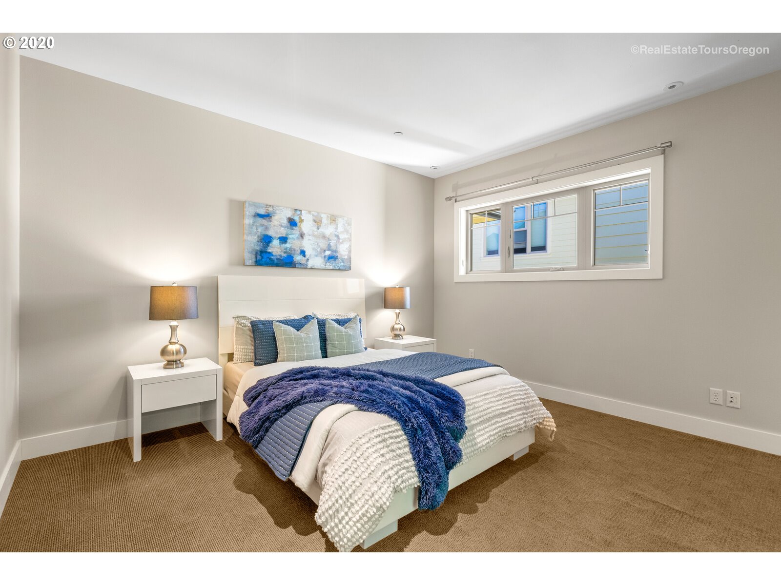 2414 Southwest Cedar Street Portland, OR 97205 - Photo 11 of 32 Gallery Image 11