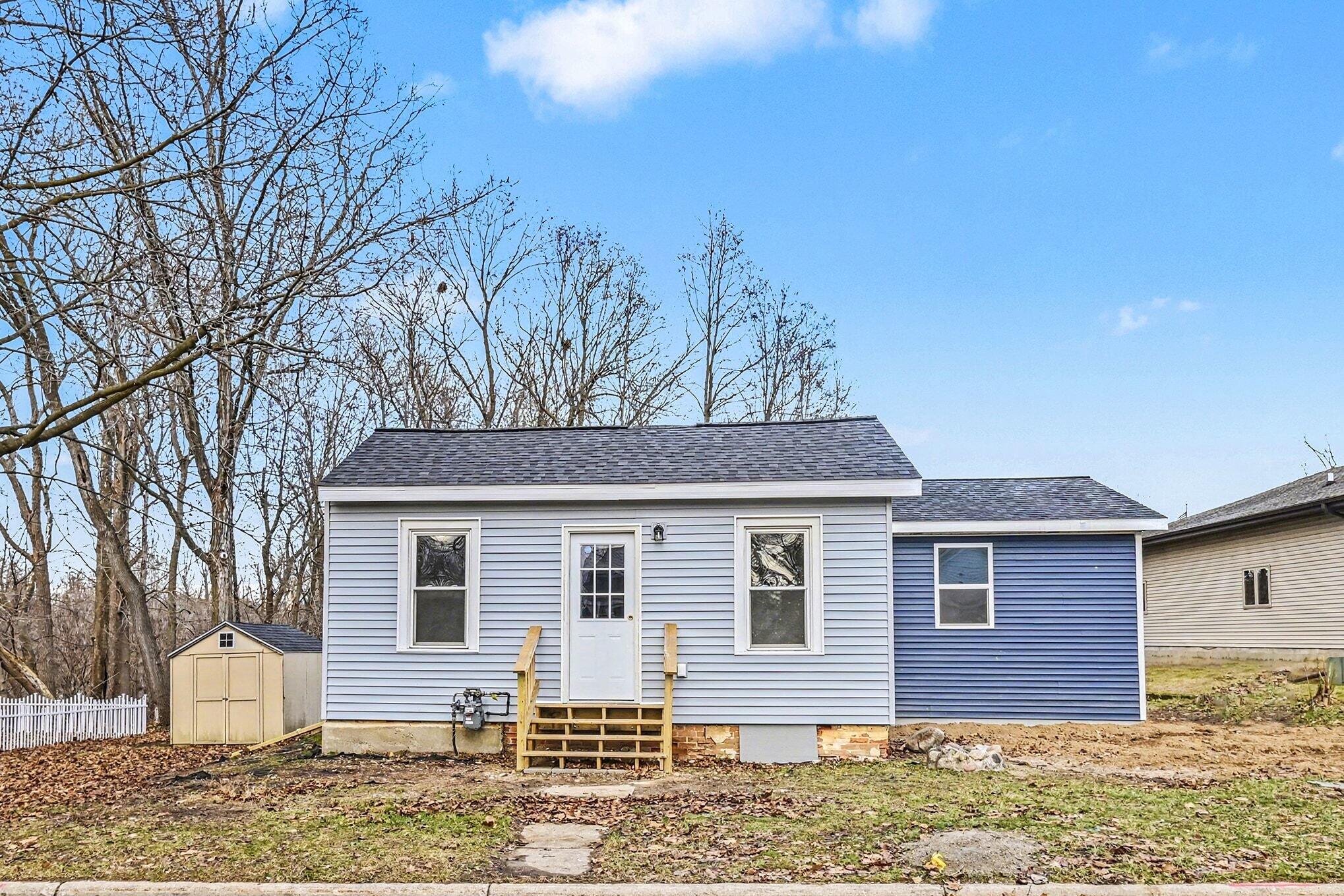 126 Riverside Drive Portland, MI 48875 - Photo 2 of 23 003_file_1951