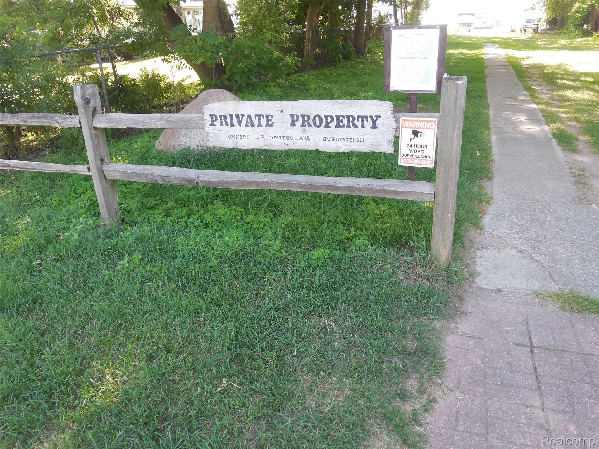 117 Rexton Street Novi, MI 48377 - Photo 49 of 66 Access to the lake