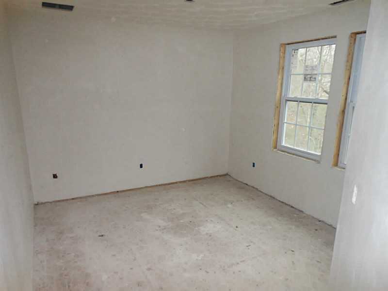 28 William Henry Road Scituate, RI 02857 - Photo 11 of 21 Bedroom.