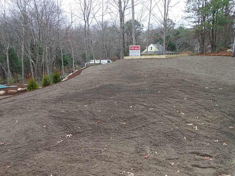 28 William Henry Road Scituate, RI 02857 - Photo 20 of 21 Yard/Garden.