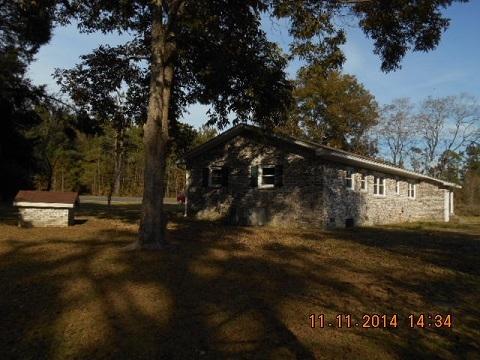 801 Honeysuckle Road Harleyville, SC 29448 - Photo 2 of 10 737148462e002