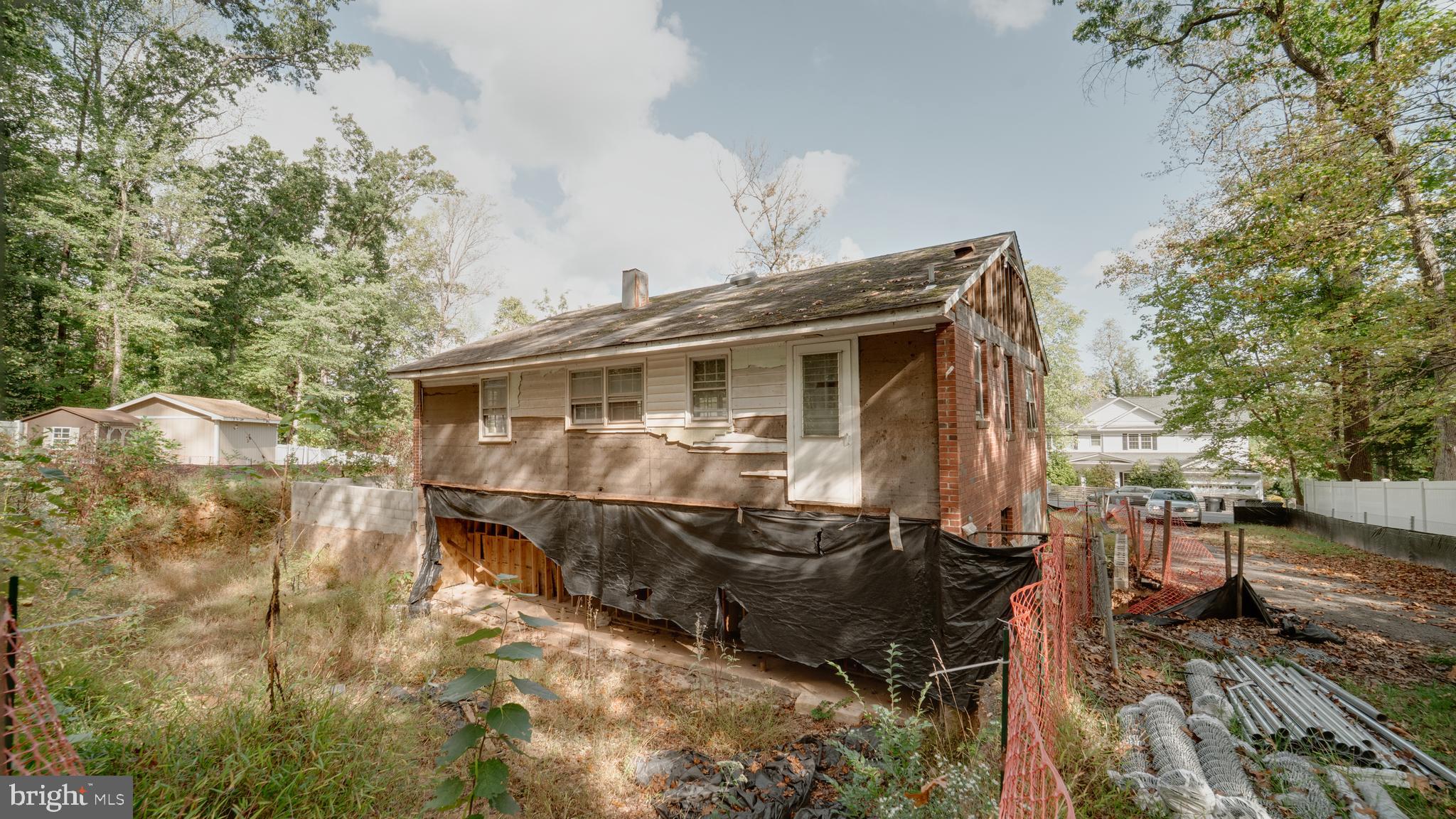 6649 Kerns Road Falls Church, VA 22042 - Photo 21 of 38 a view of a house with a patio