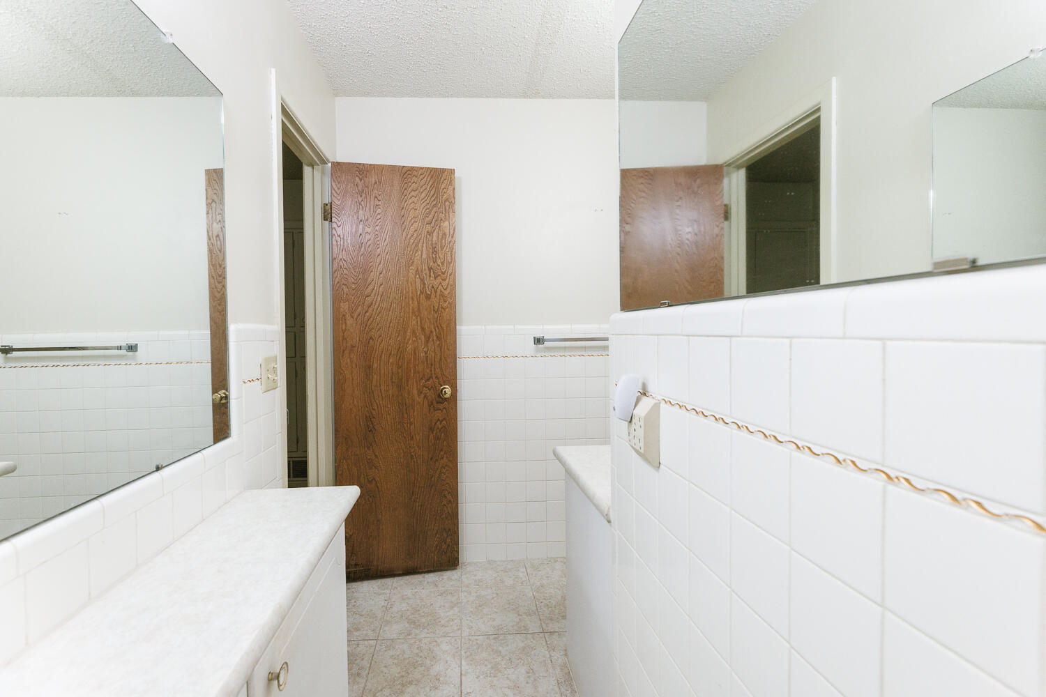 5507 28th Street Lubbock, TX 79407 - Photo 38 of 52 Second Bathroom