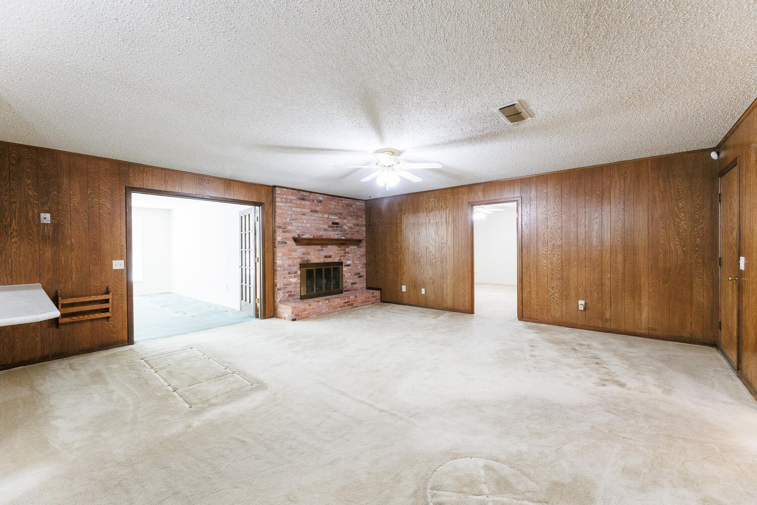 5507 28th Street Lubbock, TX 79407 - Photo 7 of 52 Living Area