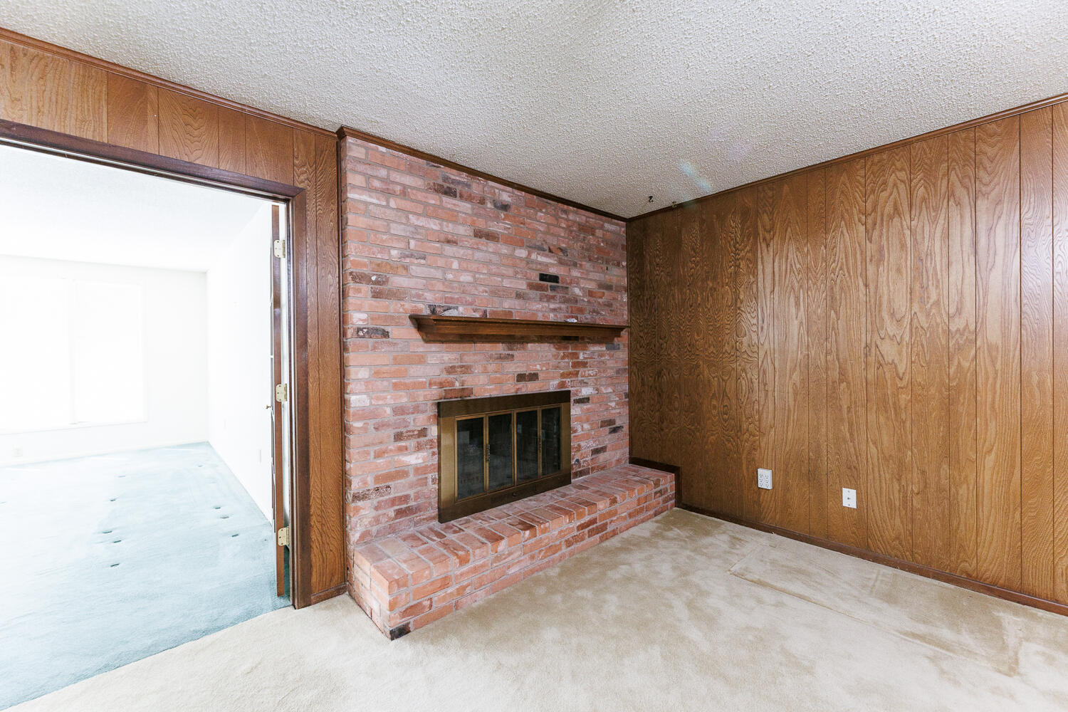 5507 28th Street Lubbock, TX 79407 - Photo 9 of 52 Fireplace