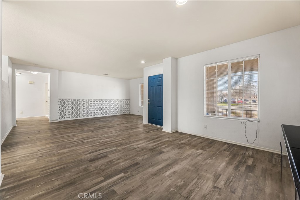 37608 Ribbon Street Palmdale, CA 93552 - Photo 2 of 25