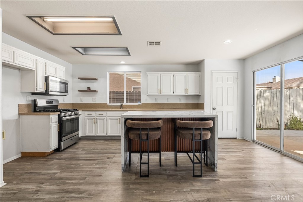 37608 Ribbon Street Palmdale, CA 93552 - Photo 5 of 25