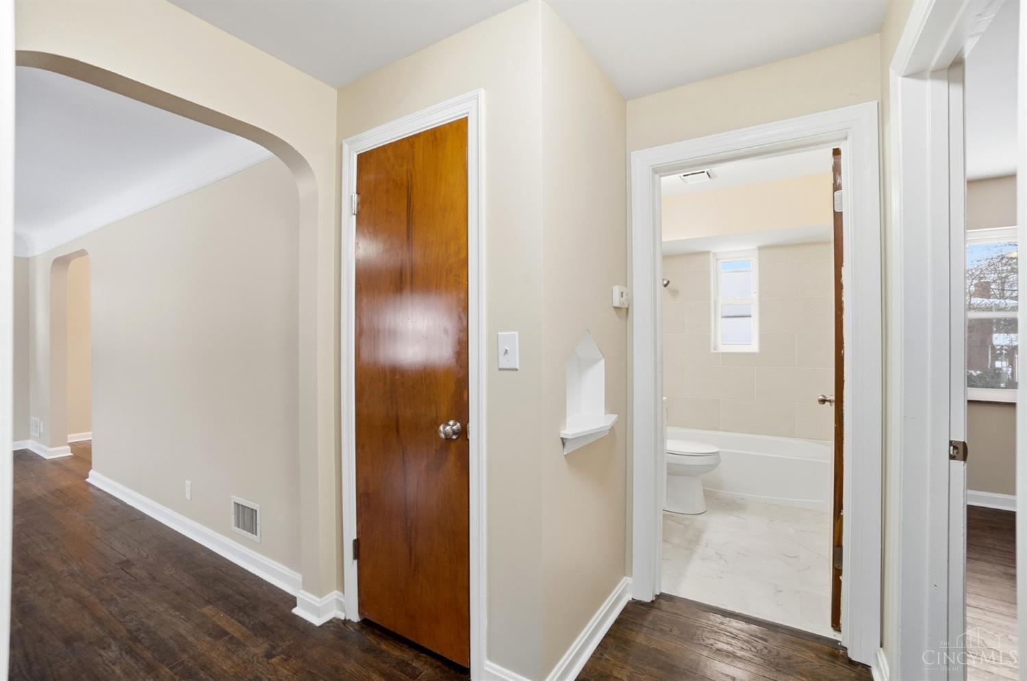 5641 Samver Road Cincinnati, OH 45239 - Photo 23 of 70 Gallery Image 23