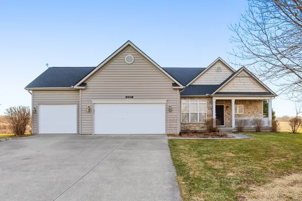 $529,900 | 14075 C.B.MacDonald Way, Vicksburg, MI 49097