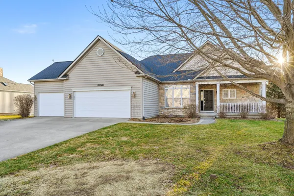 $550,000 | 14075 C.B.MacDonald Way, Vicksburg, MI 49097