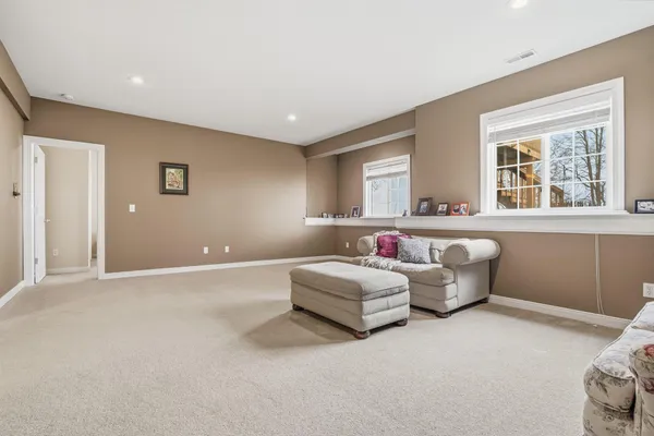 $550,000 | 14075 C.B.MacDonald Way, Vicksburg, MI 49097