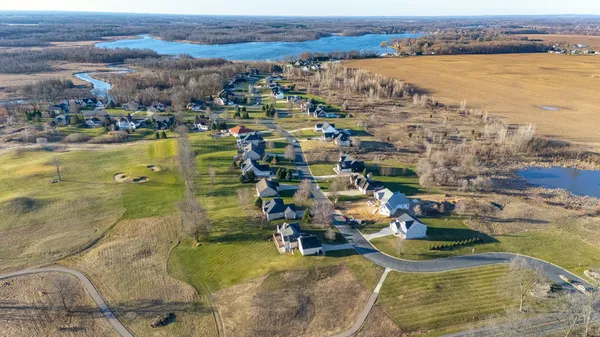 $550,000 | 14075 C.B.MacDonald Way, Vicksburg, MI 49097